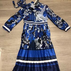 NWT Dalia MacPhee Tie Neck Floral Printed Fit & Flare Midi Dress M